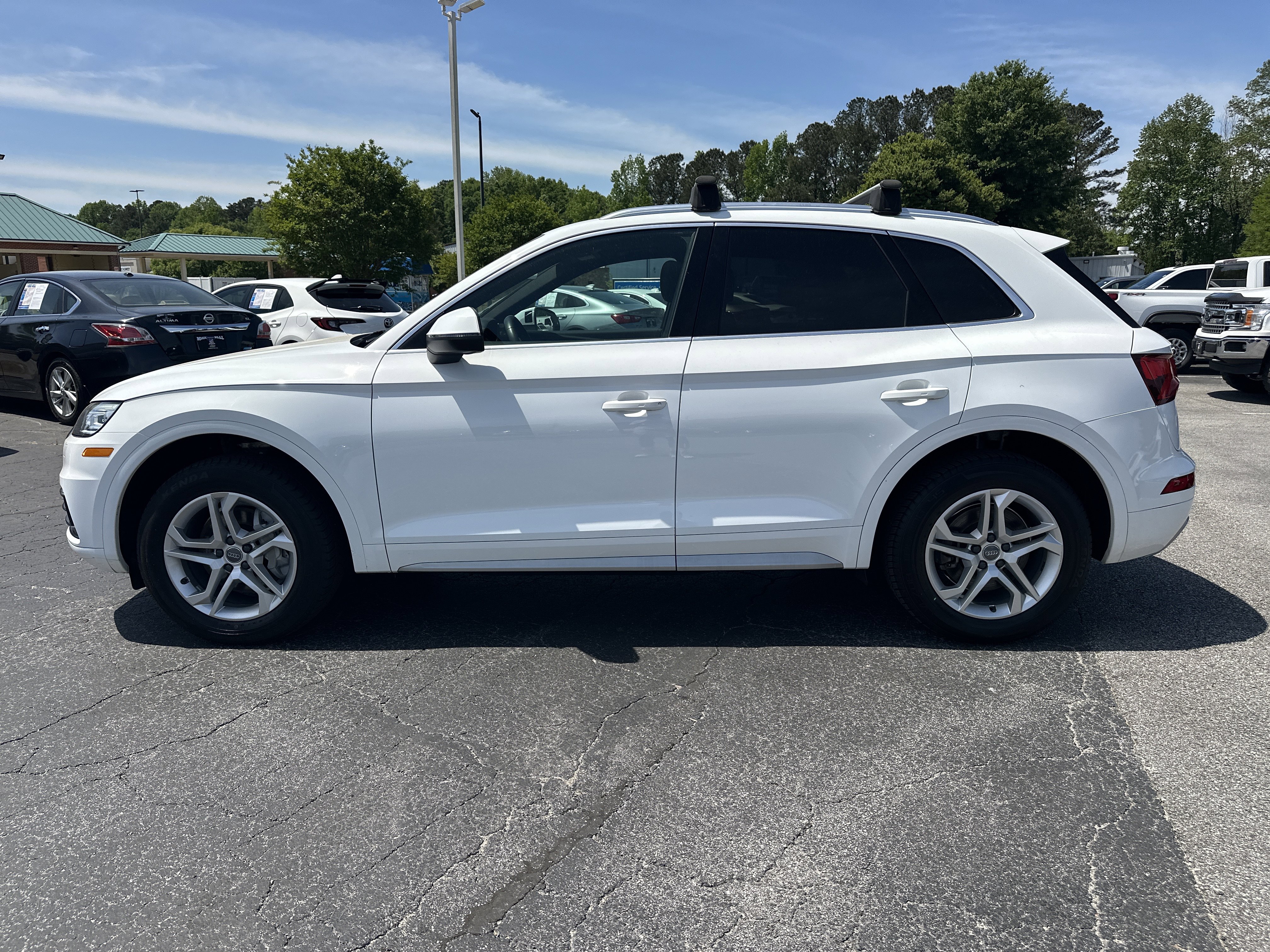Used 2019 Audi Q5 2.0T Premium w/ Convenience Package image 5