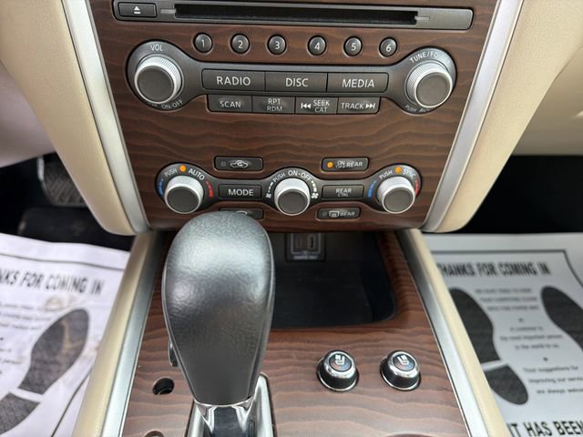 Used 2020 Nissan Pathfinder Platinum image 22