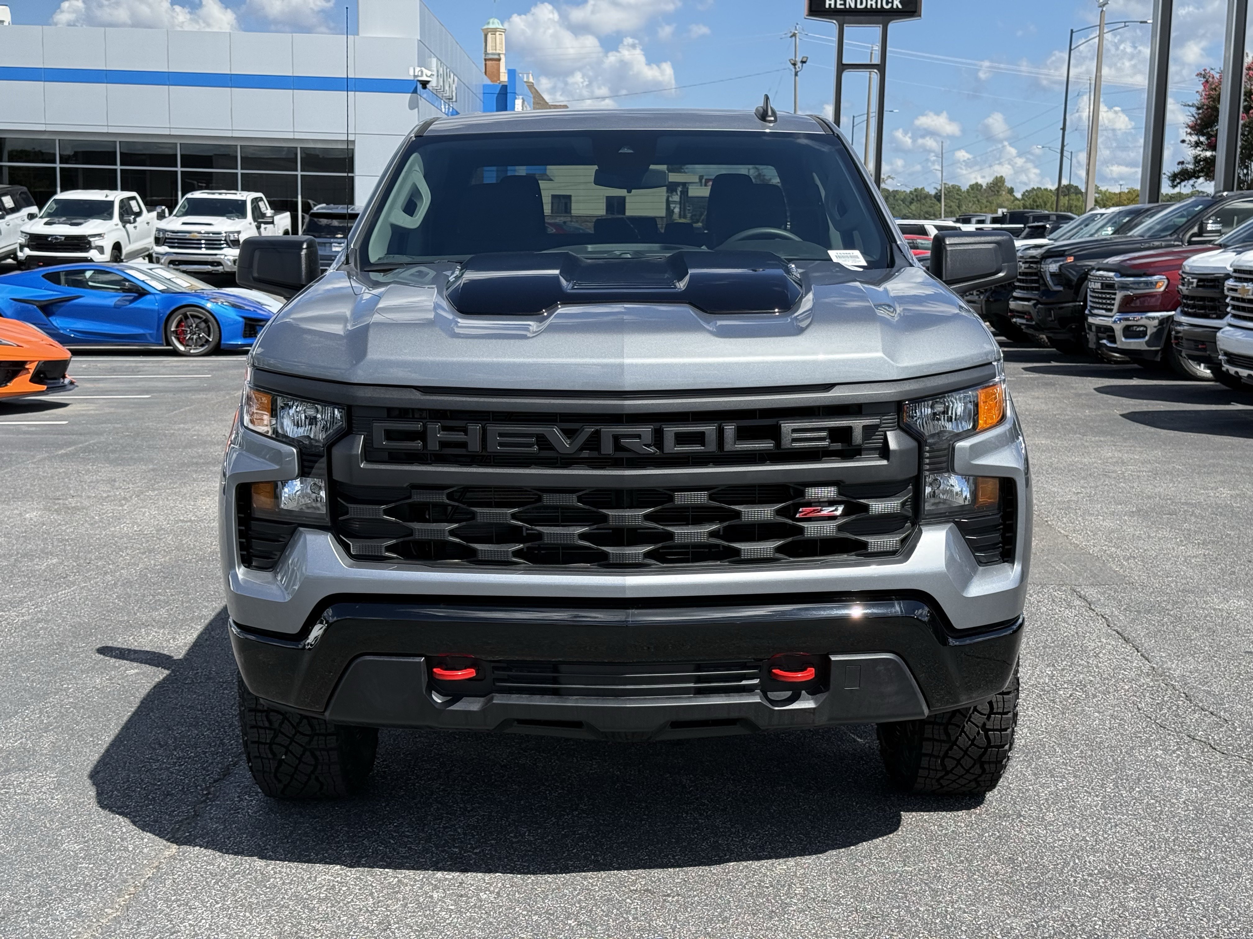 New 2026 Chevrolet Silverado 1500 Custom Trail Boss AWD/4WD image 3