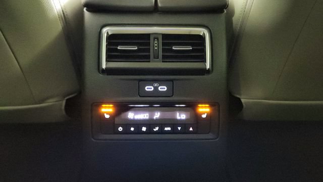 New 2026 MAZDA CX-90 Plug-In Hybrid w/Premium Sport AWD/4WD image 30