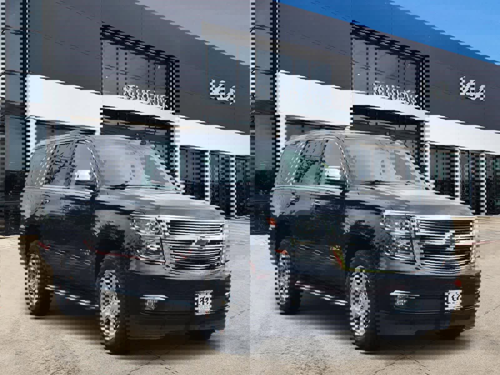 Used 2019 Chevrolet Tahoe Premier image 3