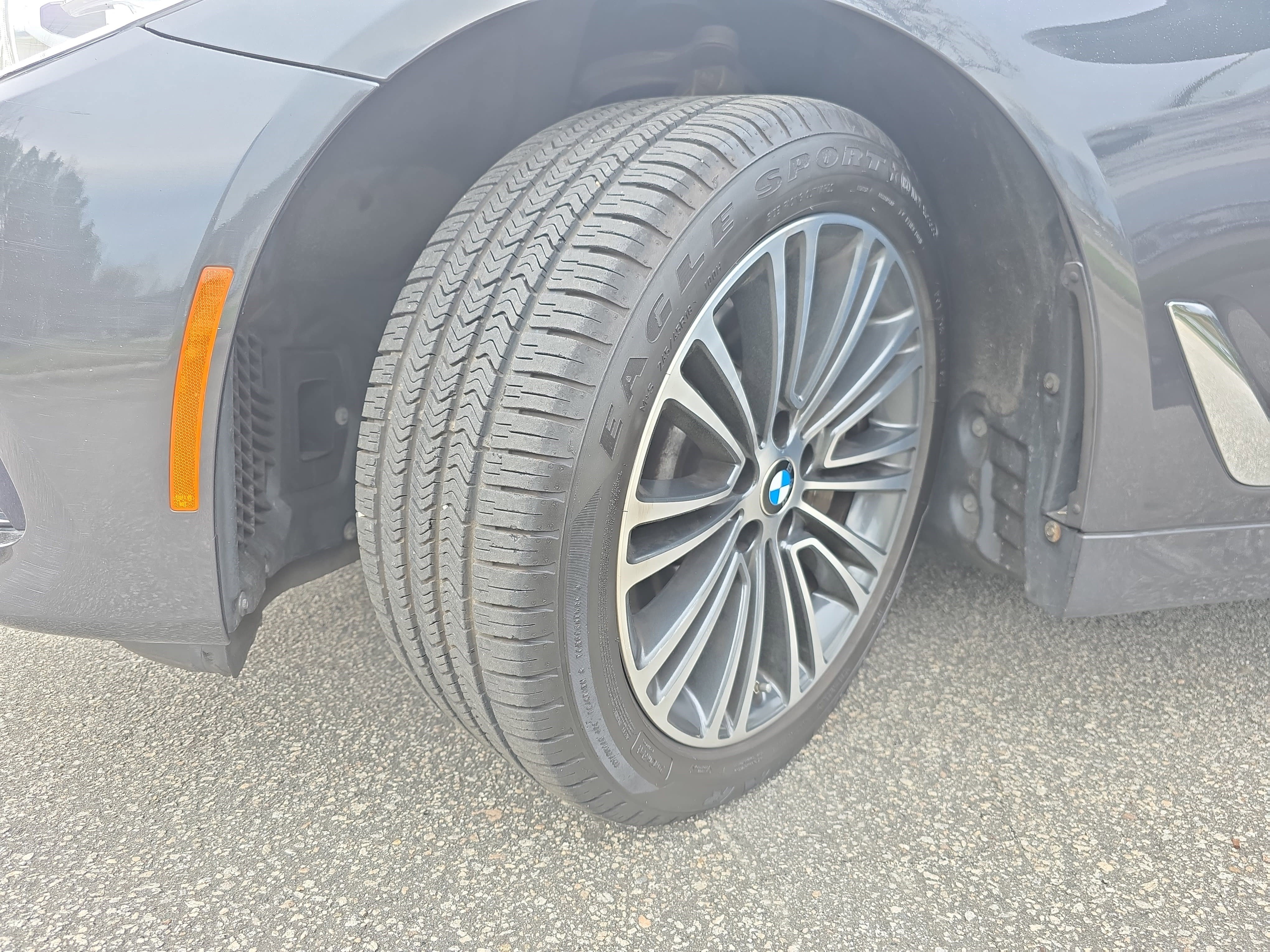 Used 2019 BMW 530i xDrive w/ Convenience Package image 31