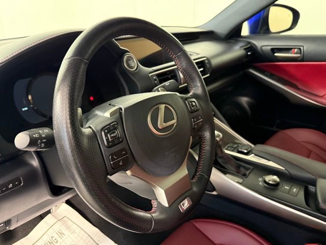 Used 2019 Lexus IS 300 F Sport w/ F Sport Package AWD/4WD image 17