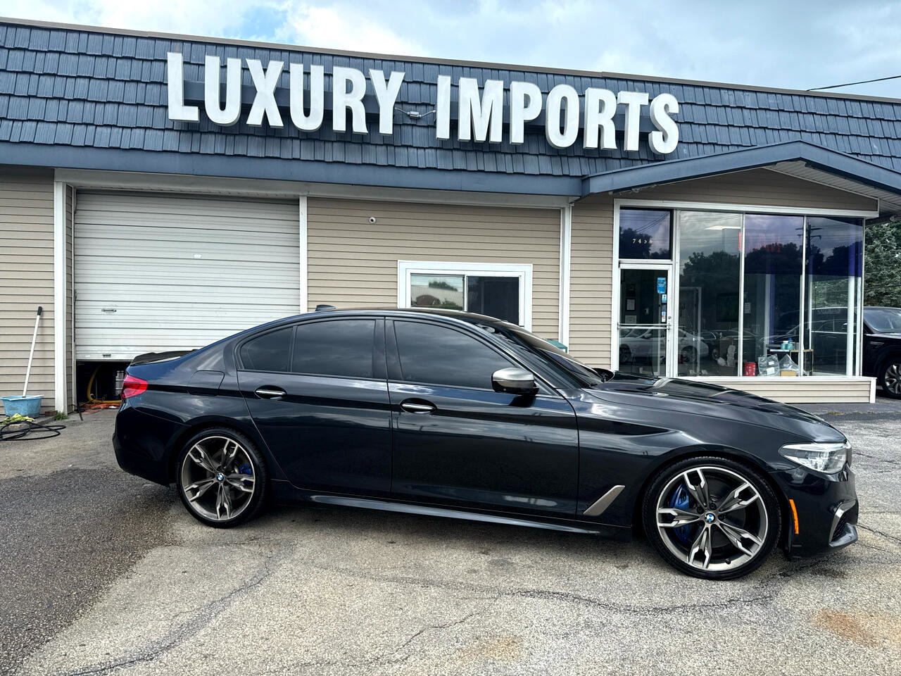 Used 2018 BMW M550i xDrive M550i xDrive Sedan image 3