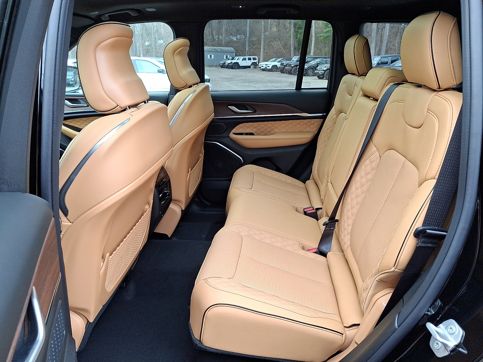 New 2025 Jeep Grand Cherokee Summit w/ Obsidian Package image 6