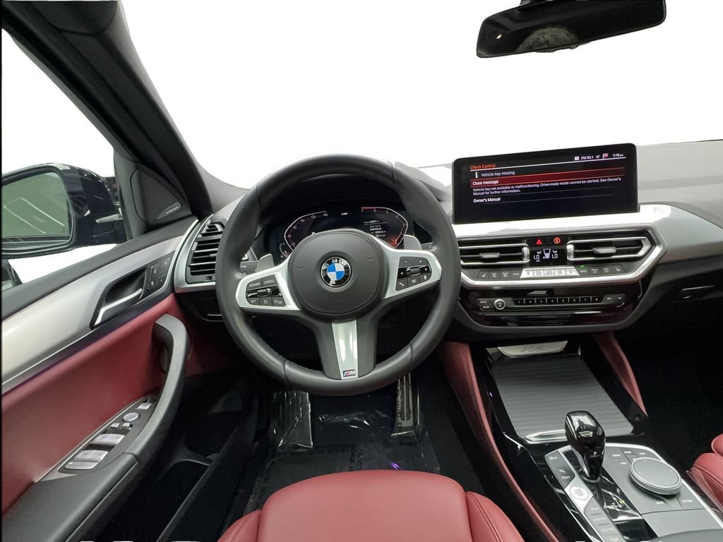 Used 2025 BMW X4 xDrive30i w/ M Sport Package AWD/4WD image 39