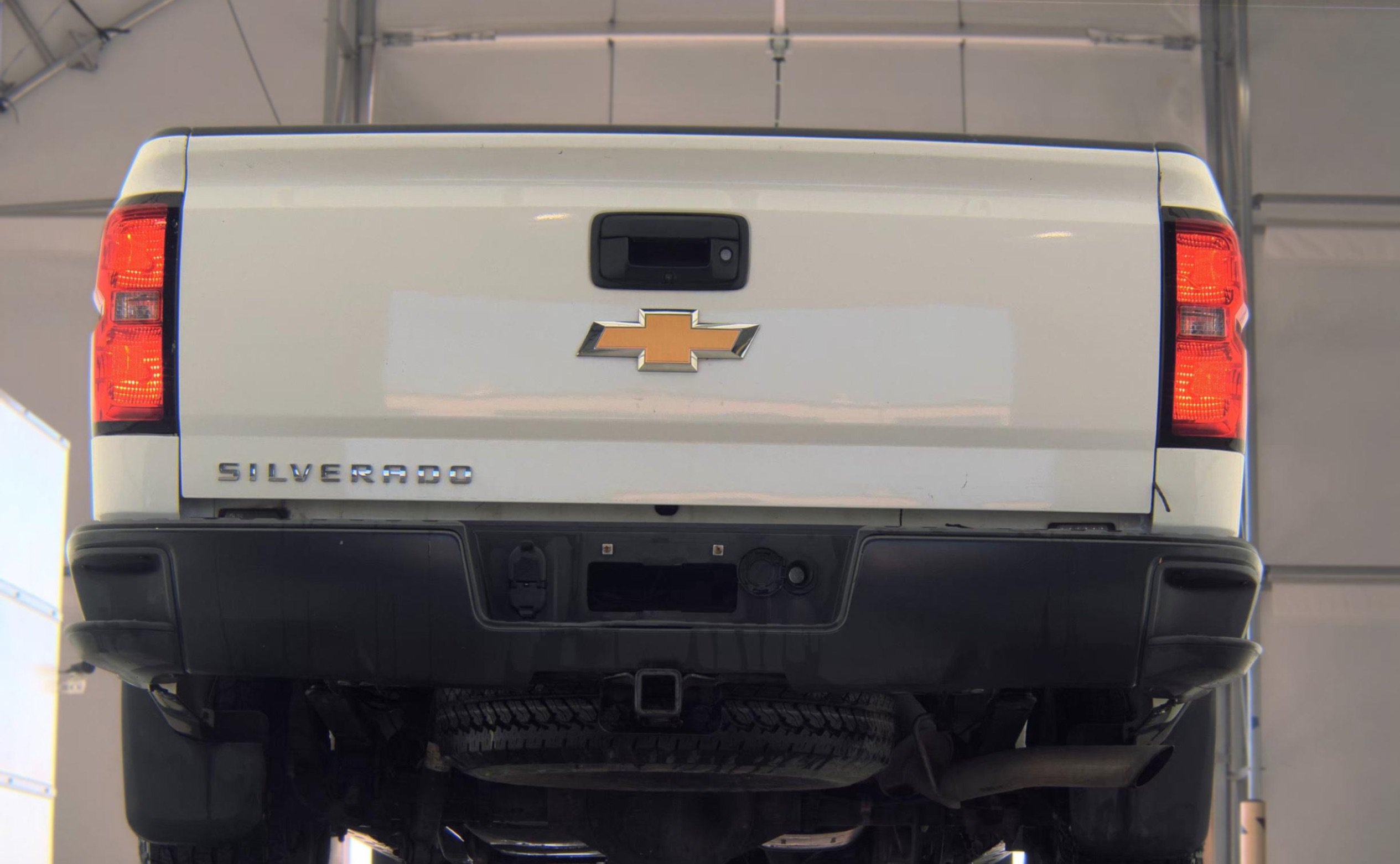 Used 2017 Chevrolet Silverado 1500 W/T w/ Trailering Package AWD/4WD image 4