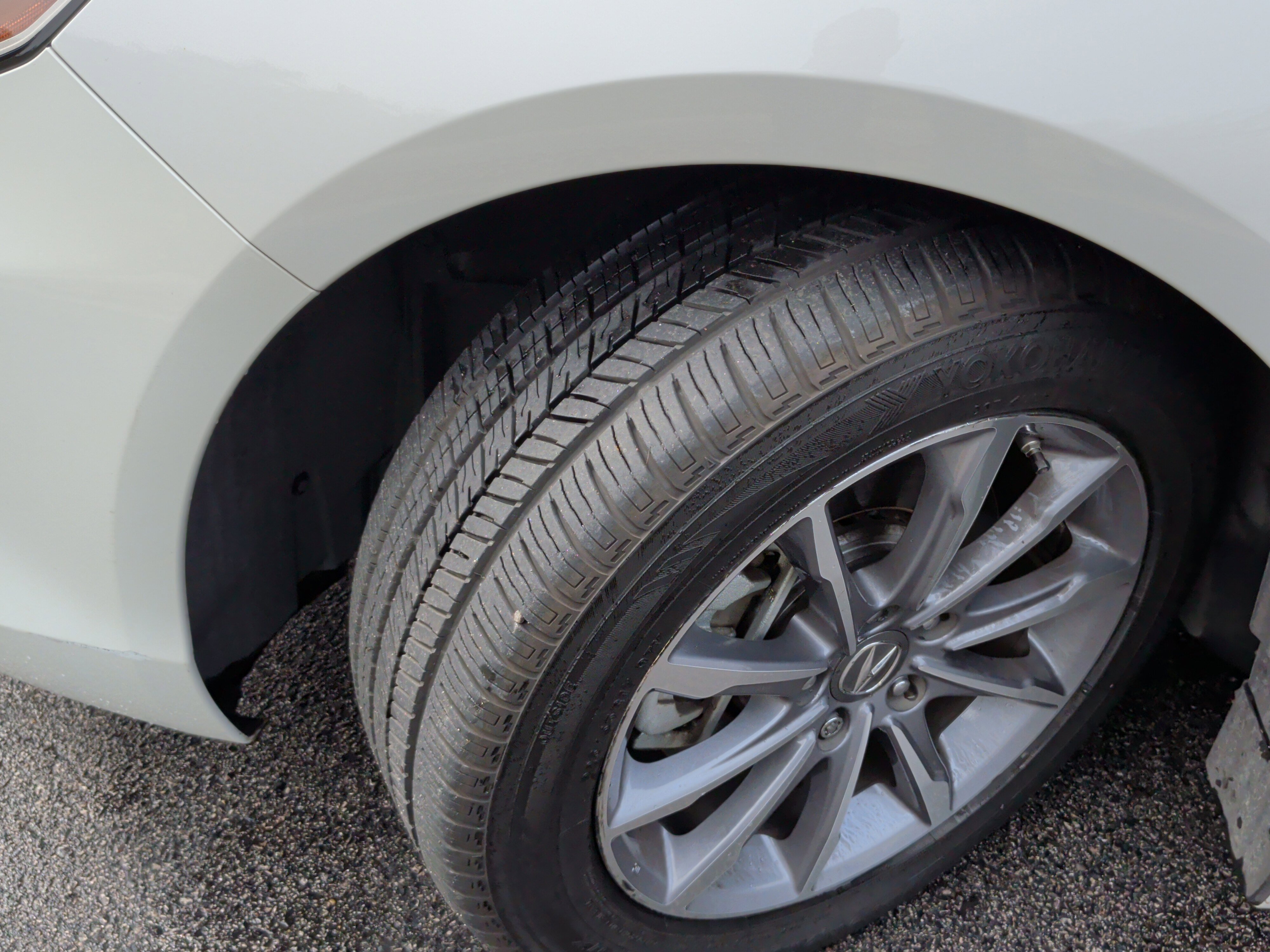 Used 2018 Acura TLX w/ Technology Package image 12