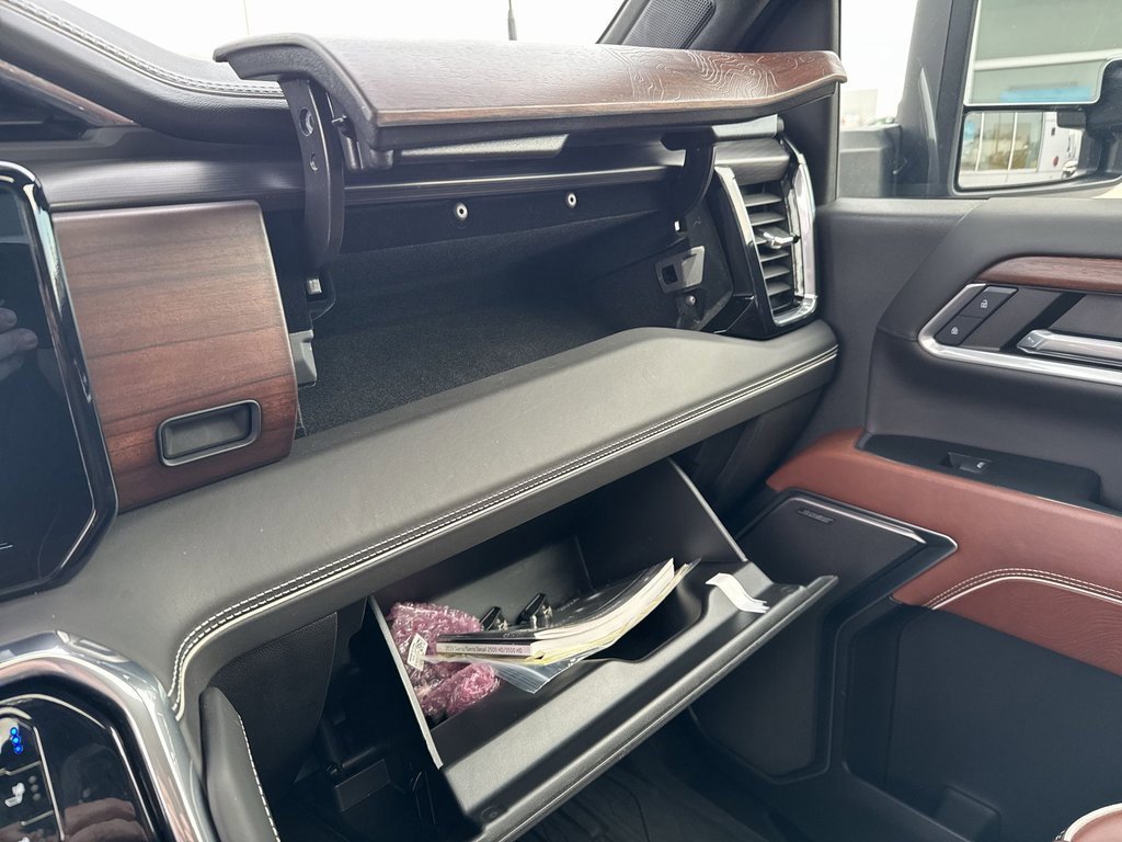 Certified 2024 GMC Sierra 2500 Denali Ultimate image 31