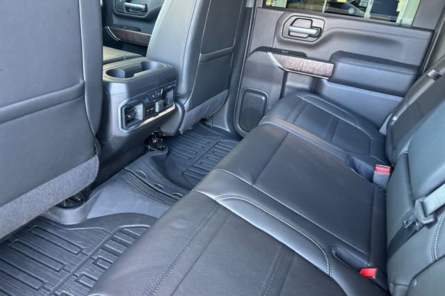 Used 2023 GMC Sierra 2500 Denali w/ Denali Ultimate Package image 12