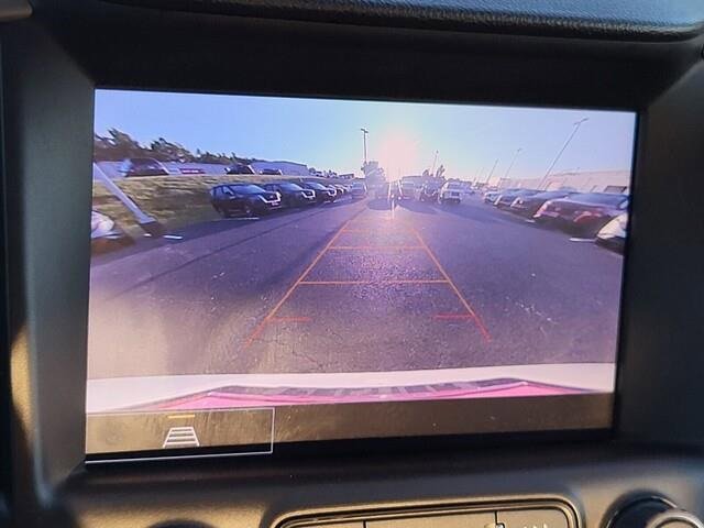 Used 2023 GMC Terrain AT4 image 35
