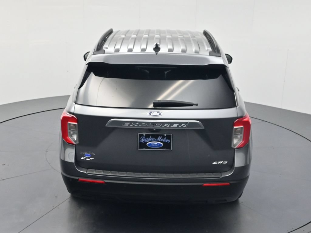 Used 2023 Ford Explorer XLT AWD/4WD image 42