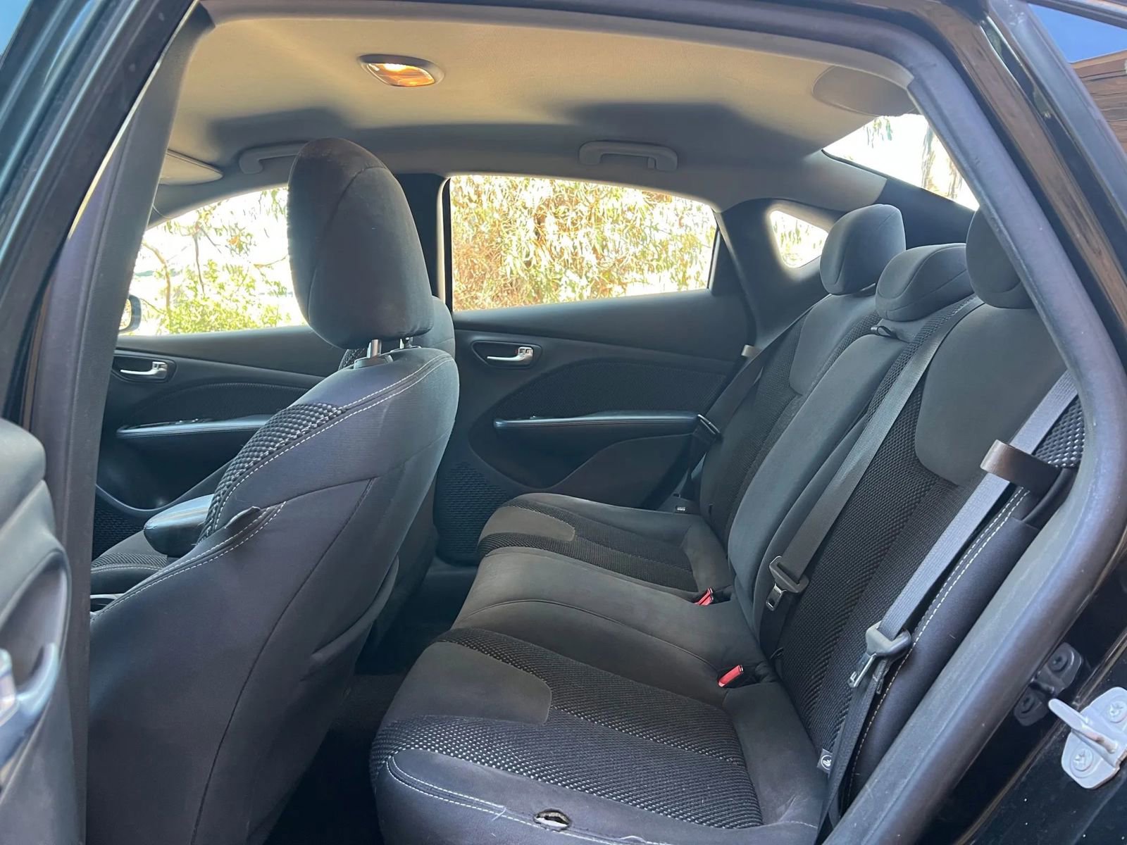 Used 2016 Dodge Dart SXT image 19