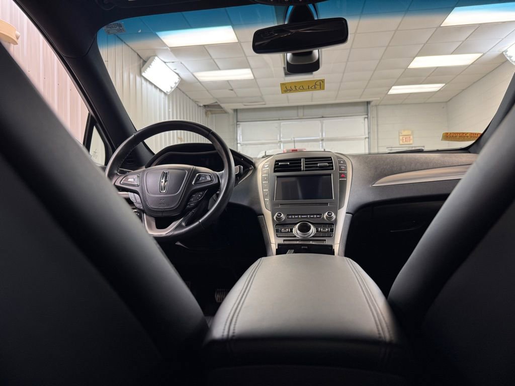 Used 2019 Lincoln MKZ Premiere image 21