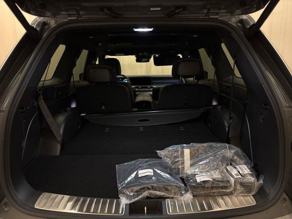 New 2026 Hyundai Palisade Calligraphy AWD/4WD image 9