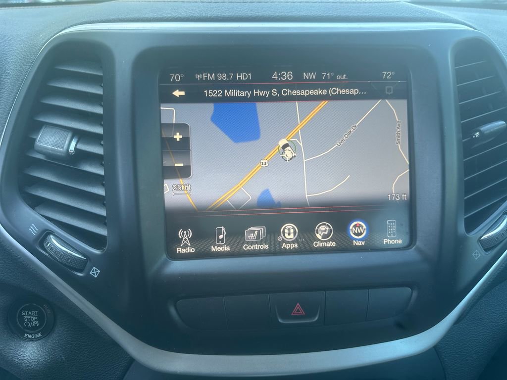 Used 2015 Jeep Cherokee Limited w/ Luxury Group FWD image 10