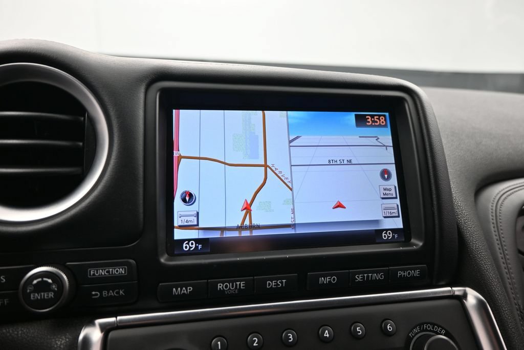 Used 2011 Nissan GT-R Premium AWD/4WD image 13