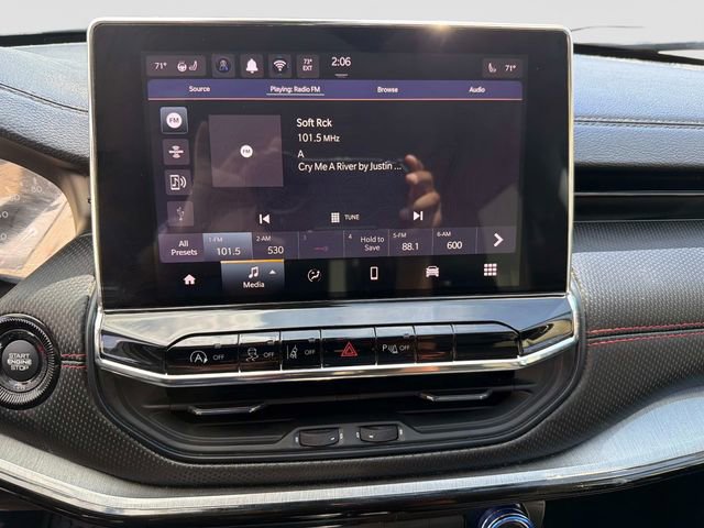 Used 2022 Jeep Compass Trailhawk w/ Trailhawk Convenience Group image 16