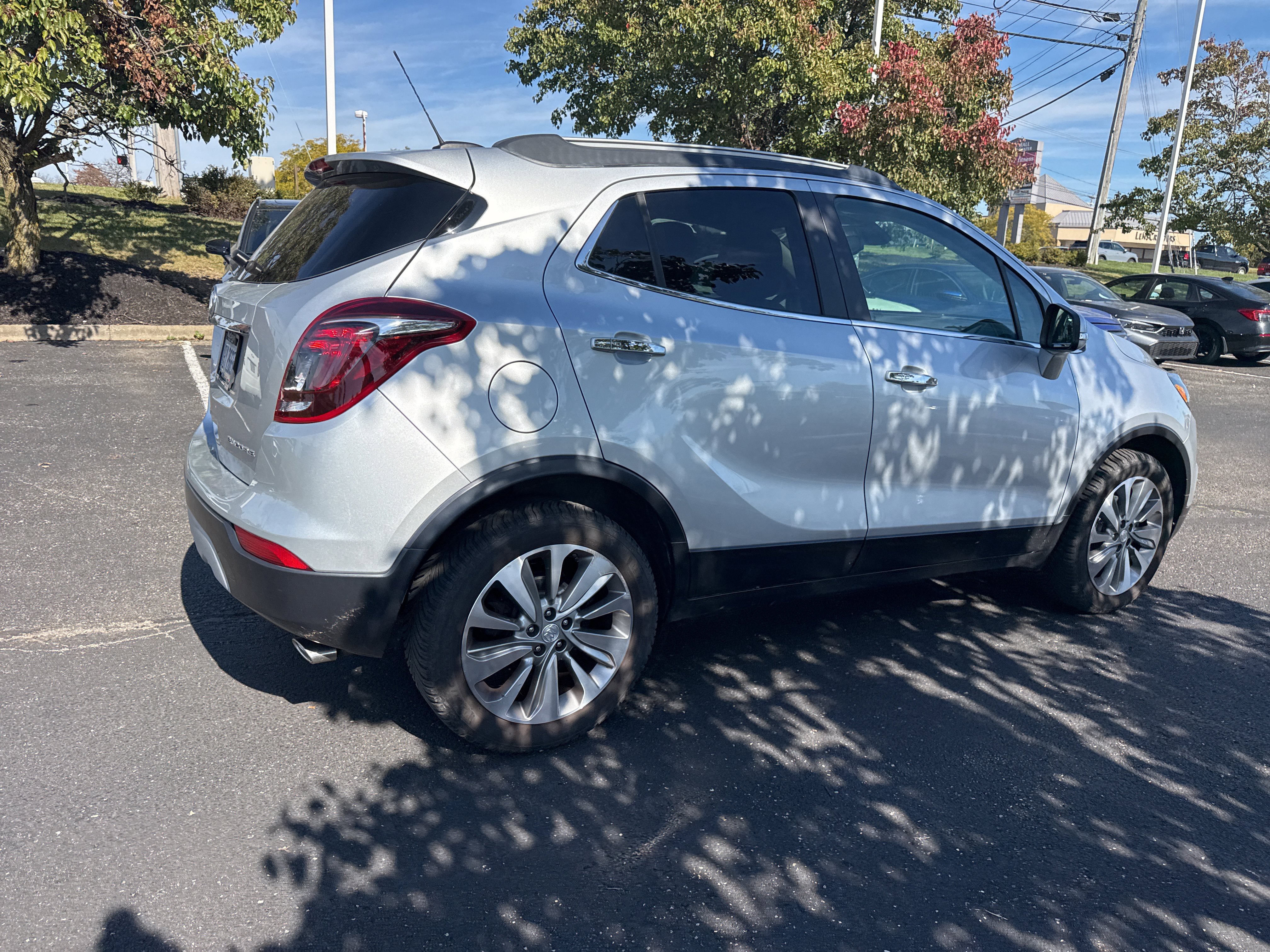 Used 2017 Buick Encore Preferred FWD image 17