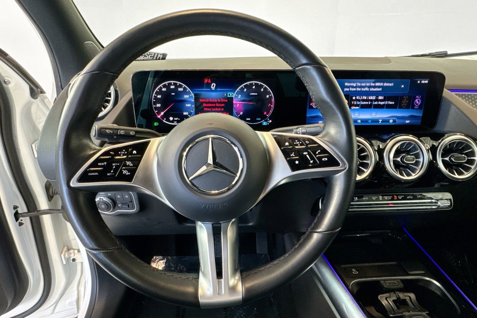 Used 2025 Mercedes-Benz GLA 250 4MATIC w/ Winter Package image 11