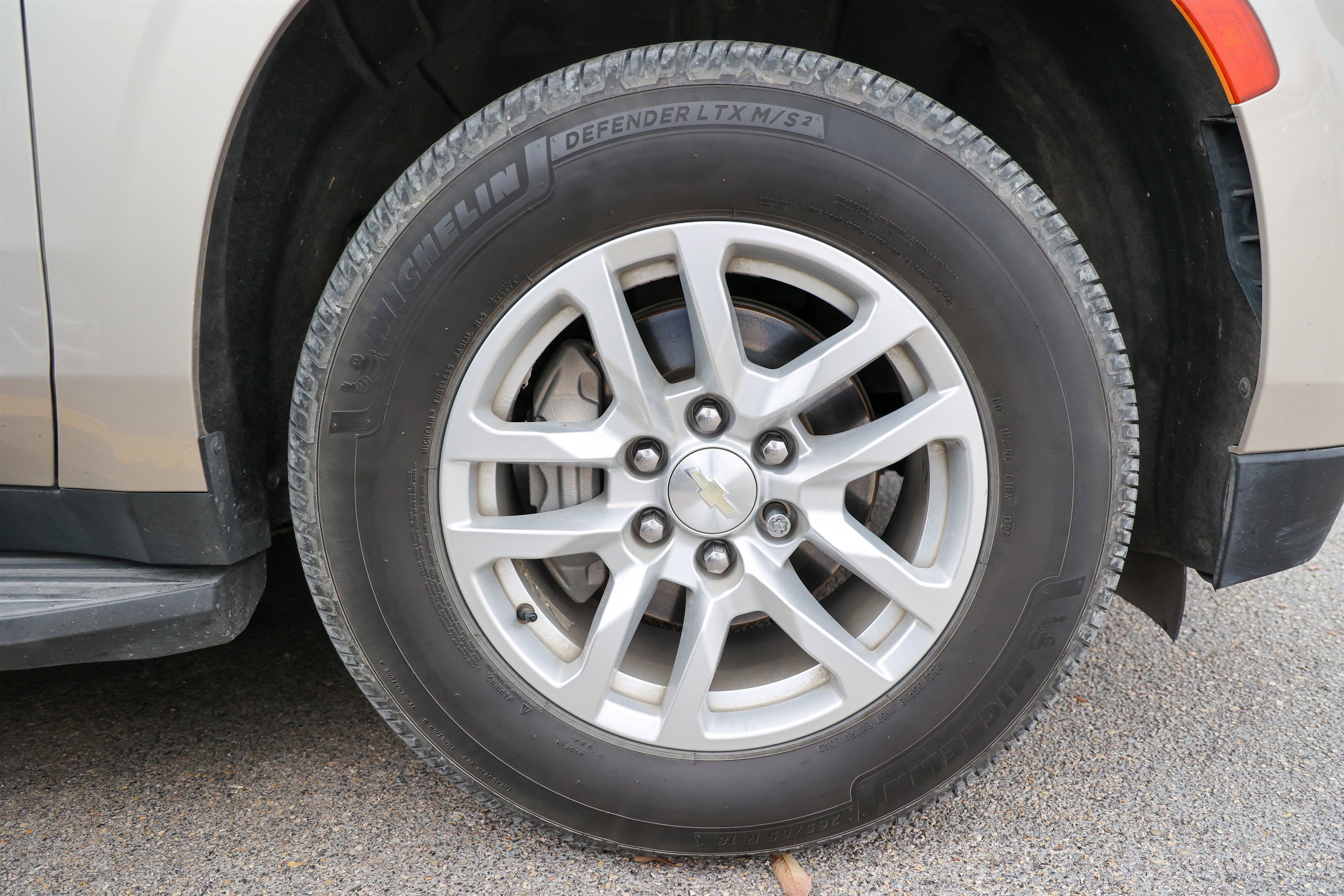 Used 2021 Chevrolet Suburban LS w/ Driver Alert Package image 14