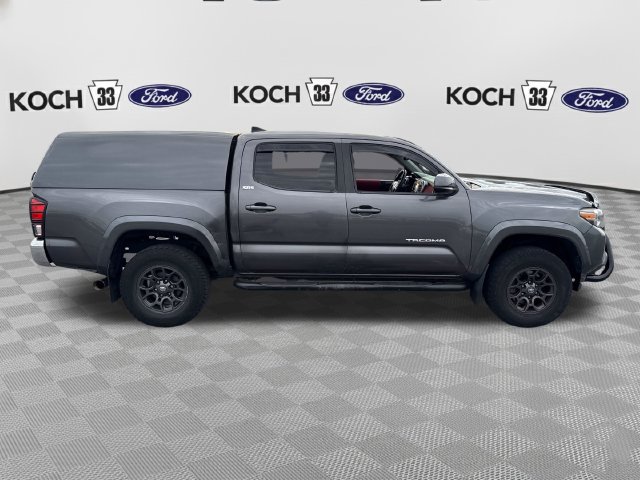 Used 2017 Toyota Tacoma SR5 w/ Tow Package AWD/4WD image 9