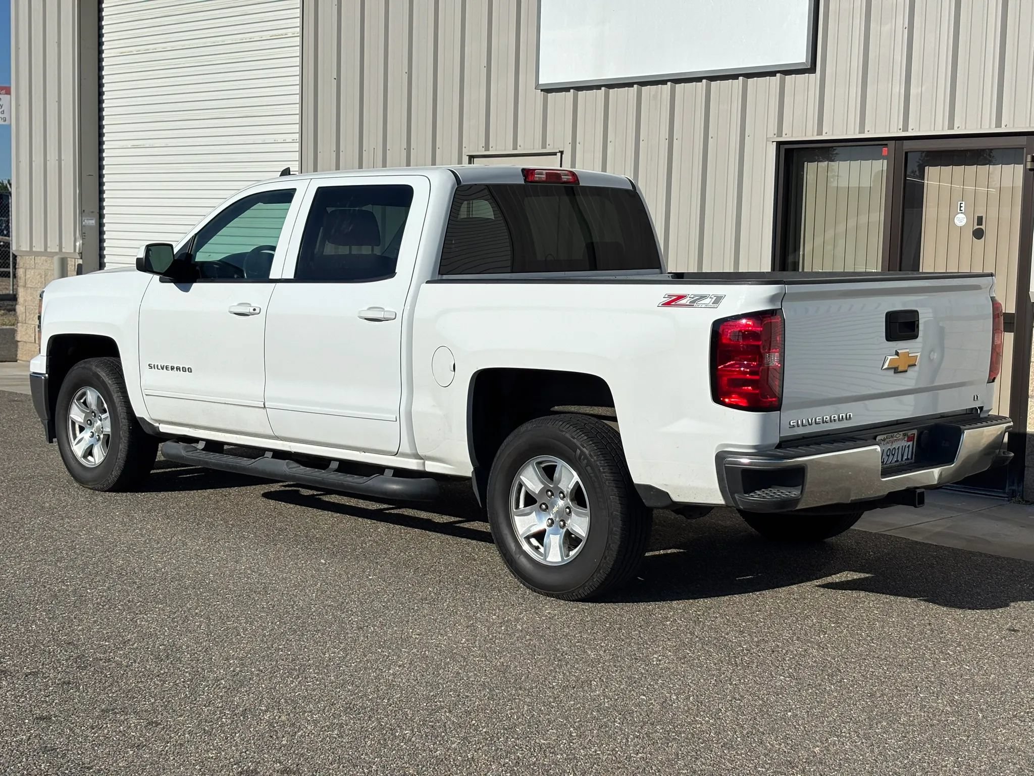 Used 2015 Chevrolet Silverado 1500 LT AWD/4WD image 5