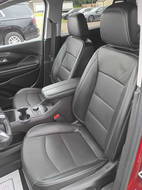 Used 2024 GMC Terrain SLT w/ Elevation Edition AWD/4WD image 22