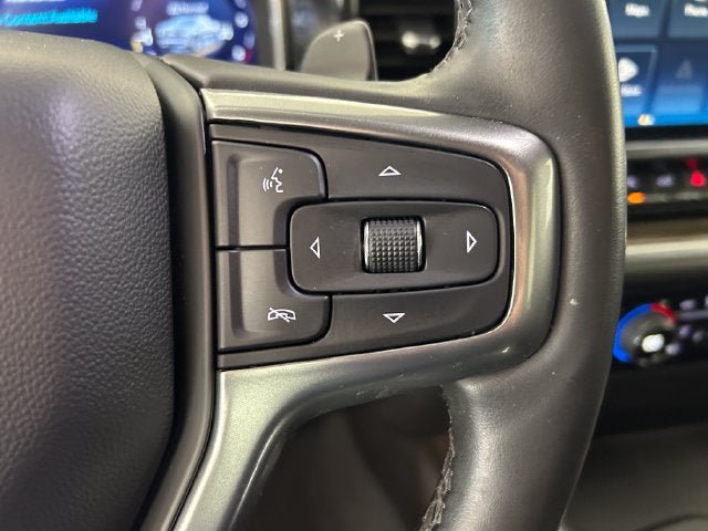Used 2023 Chevrolet Silverado 1500 LT AWD/4WD image 16