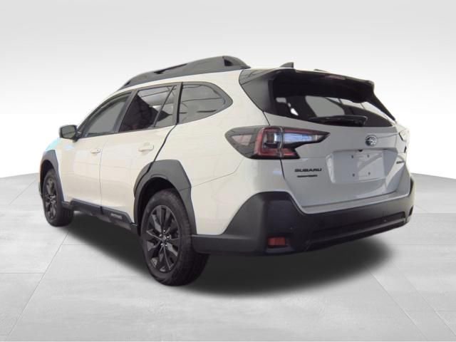 Used 2025 Subaru Outback Onyx Edition AWD/4WD image 4