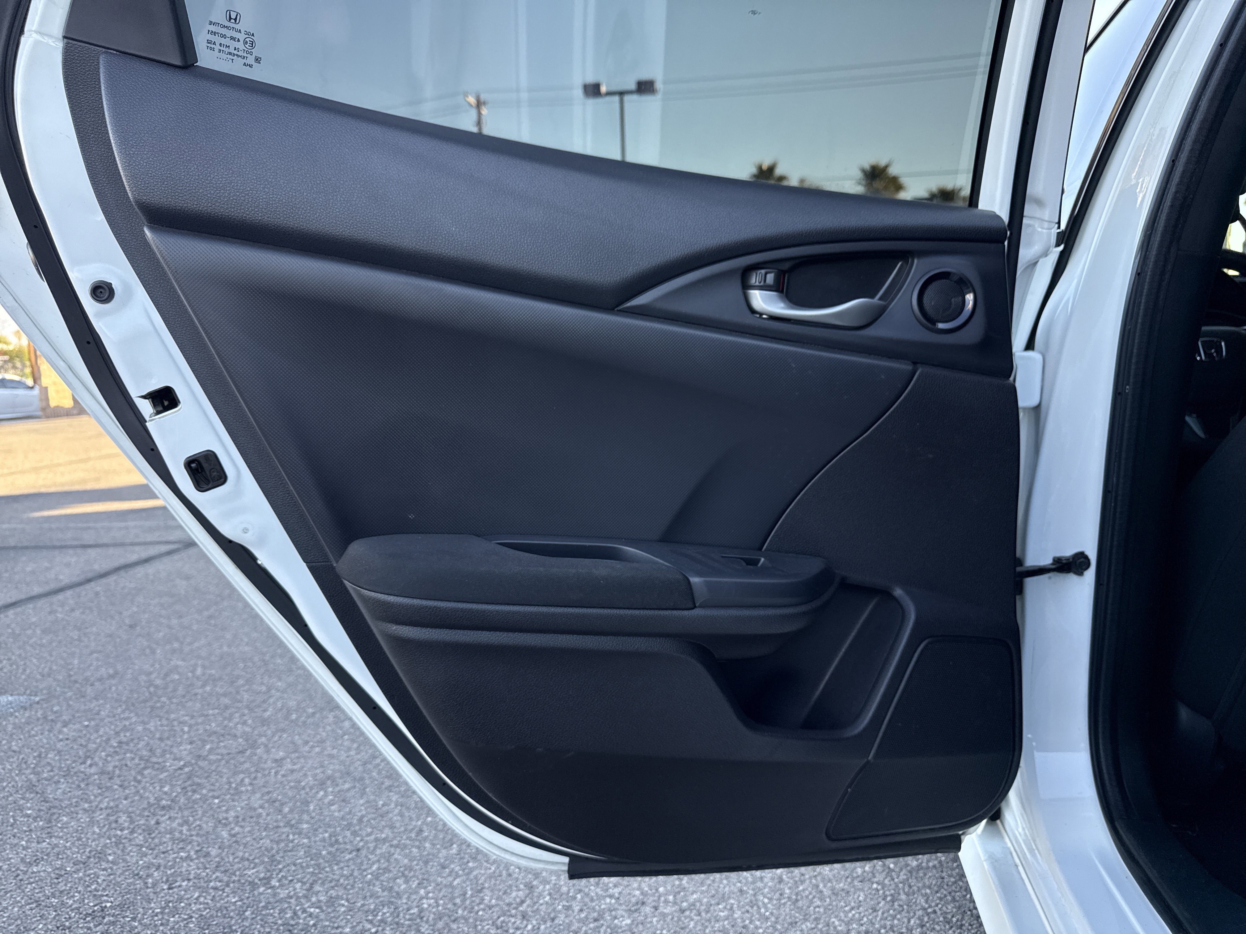 Used 2018 Honda Civic EX image 19