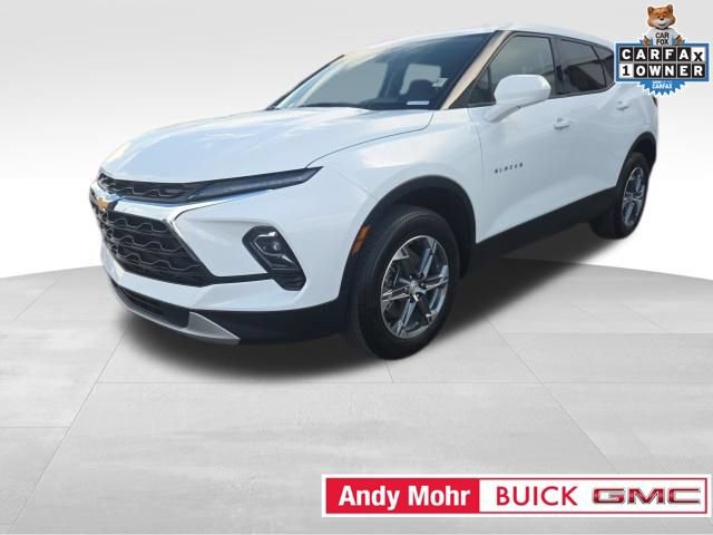 Used 2025 Chevrolet Blazer LT FWD image 7