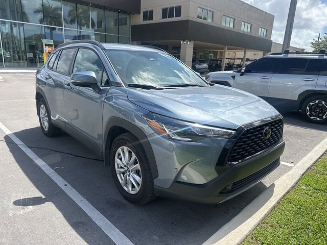 Used 2024 Toyota Corolla Cross LE image 3