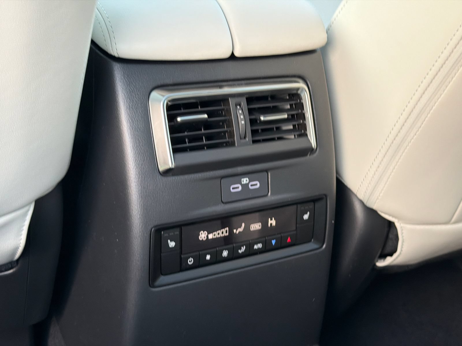 New 2026 MAZDA CX-90 Plug-In Hybrid w/ Premium Plus AWD/4WD image 22