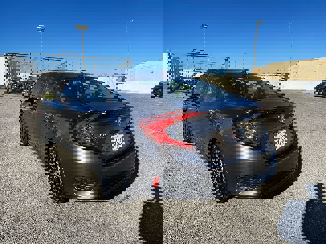 Used 2018 Honda Civic Touring image 5