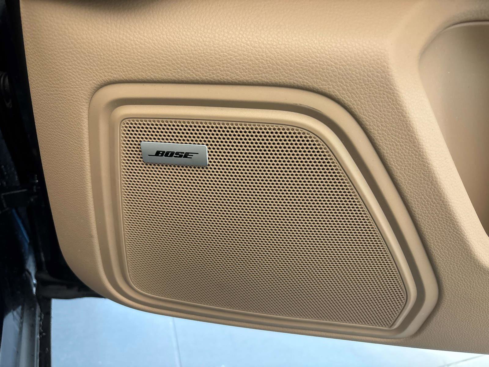 Used 2023 Porsche Macan image 14