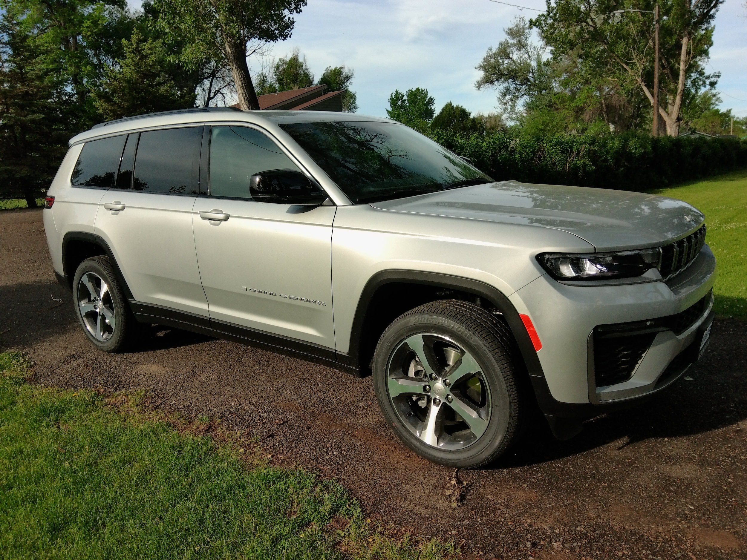 New 2026 Jeep Grand Cherokee L Limited w/ Trailer Tow Package