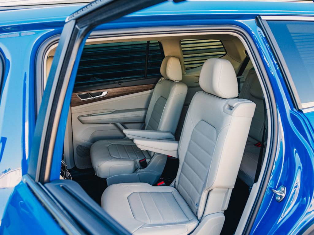 New 2025 Volkswagen Atlas SEL image 21