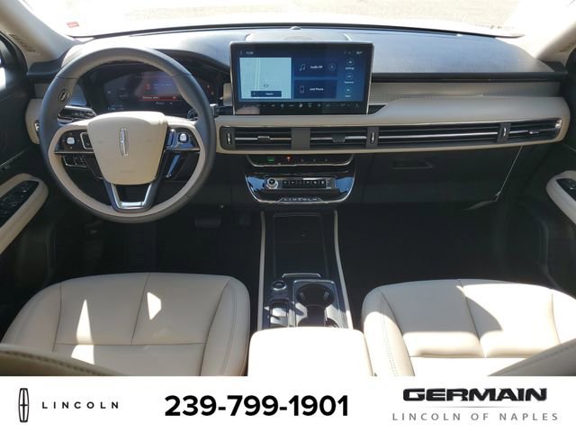 New 2026 Lincoln Corsair Premiere image 17