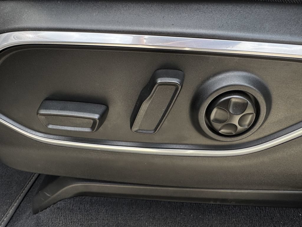 Used 2022 Jeep Wagoneer Series I w/ Premium Group I RWD image 24