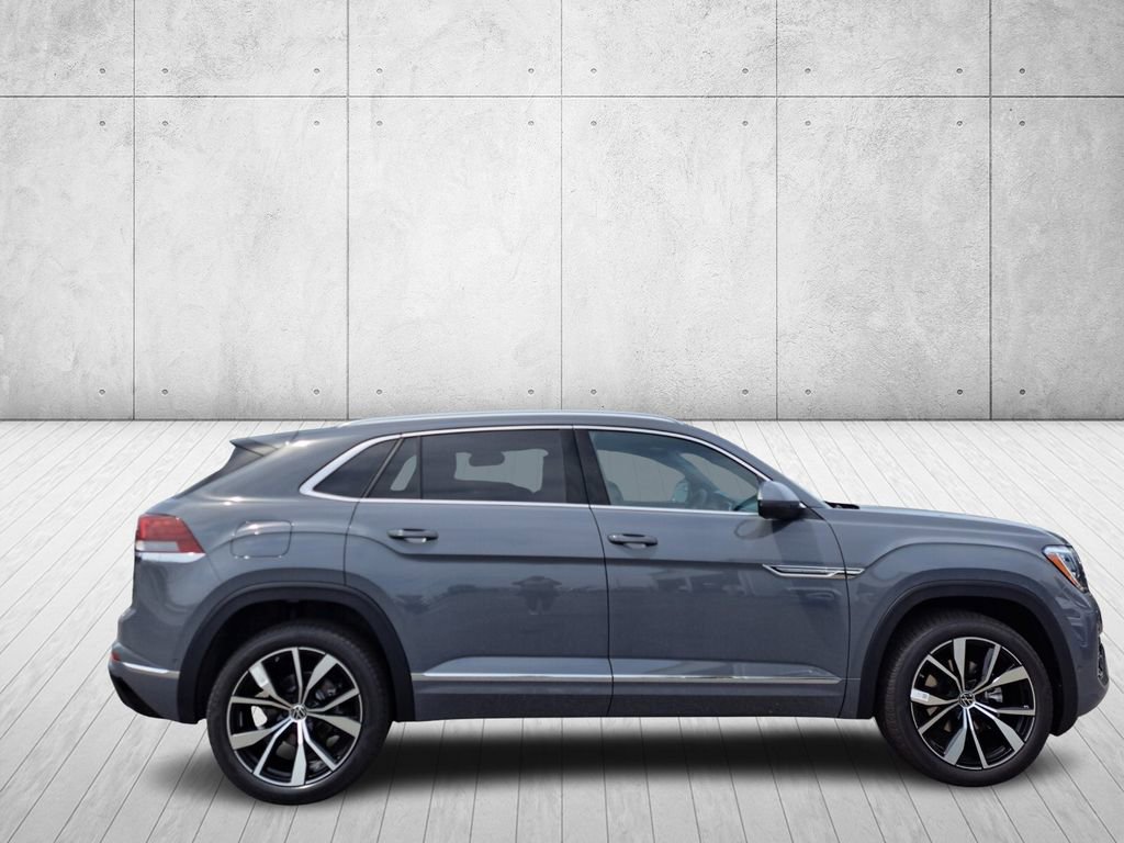 New 2026 Volkswagen Atlas Cross Sport SEL Premium R-Line image 4