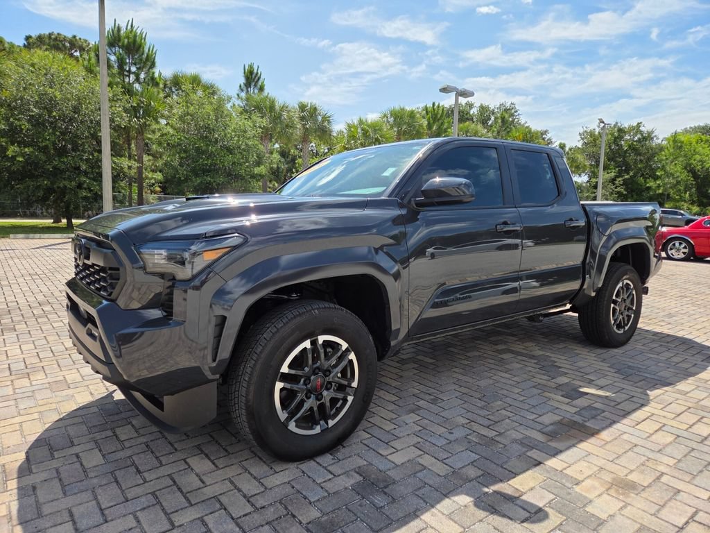 Used 2026 Toyota Tacoma TRD Sport AWD/4WD image 3