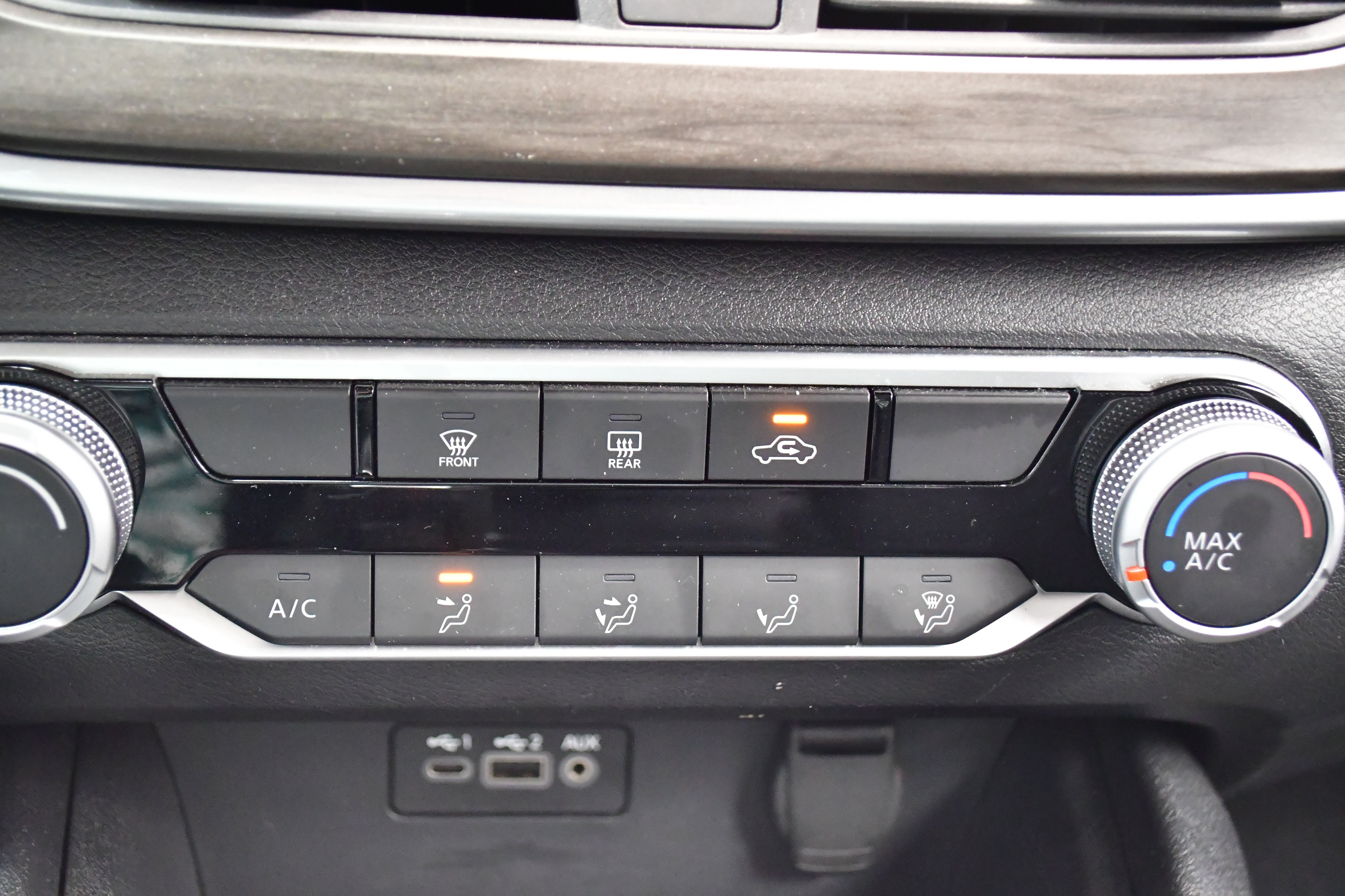 Used 2025 Nissan Altima 2.5 SV image 24