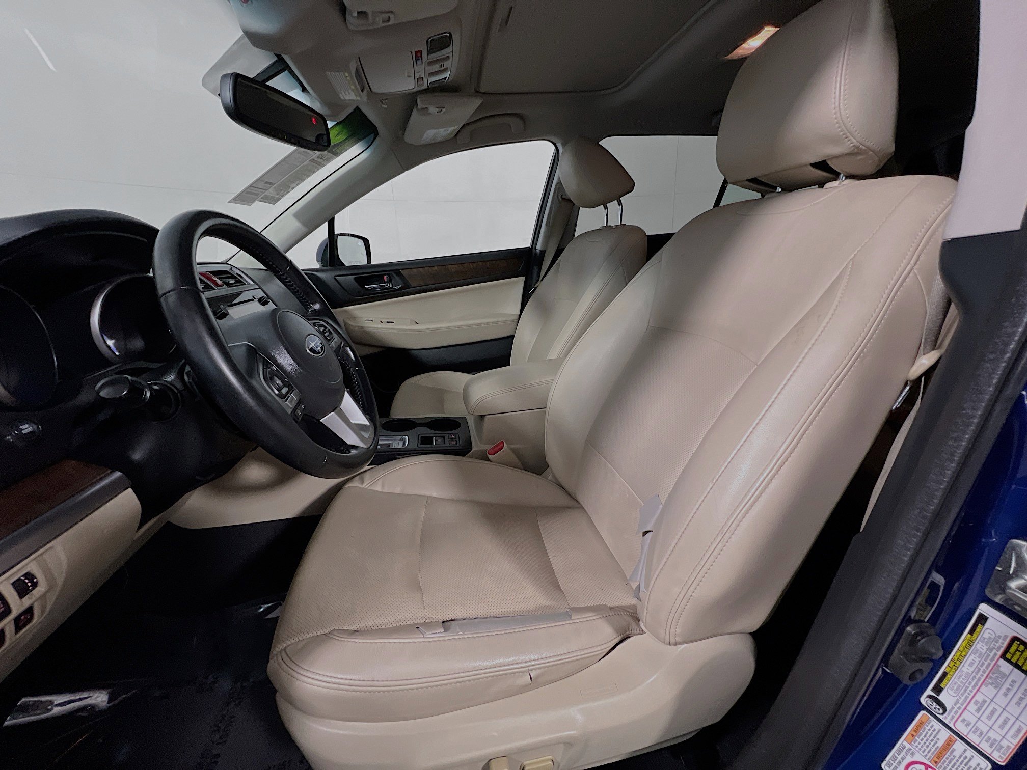 Used 2016 Subaru Outback 2.5i Limited AWD/4WD image 15