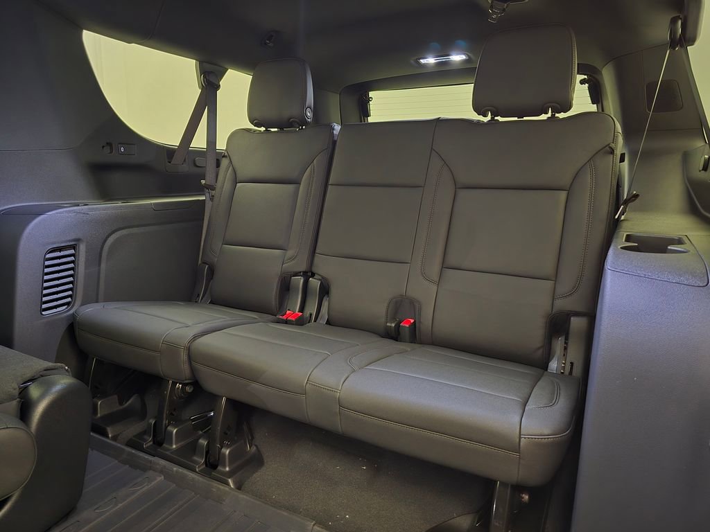New 2026 Chevrolet Suburban LT w/ Comfort Package image 51