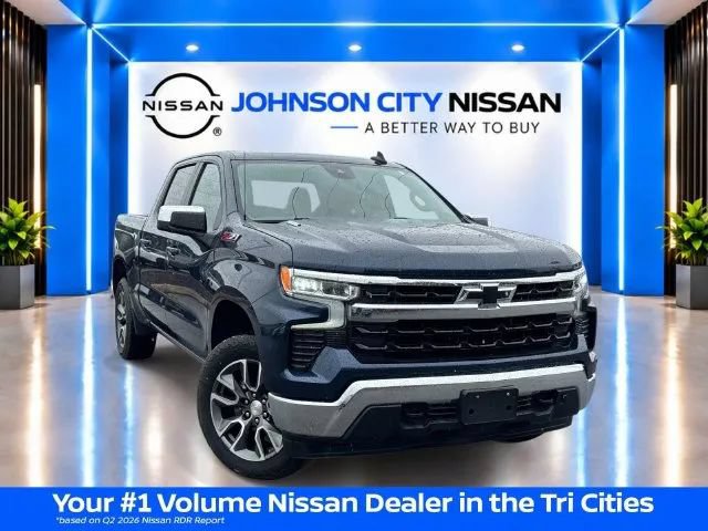 Used 2022 Chevrolet Silverado 1500 LT AWD/4WD image 1