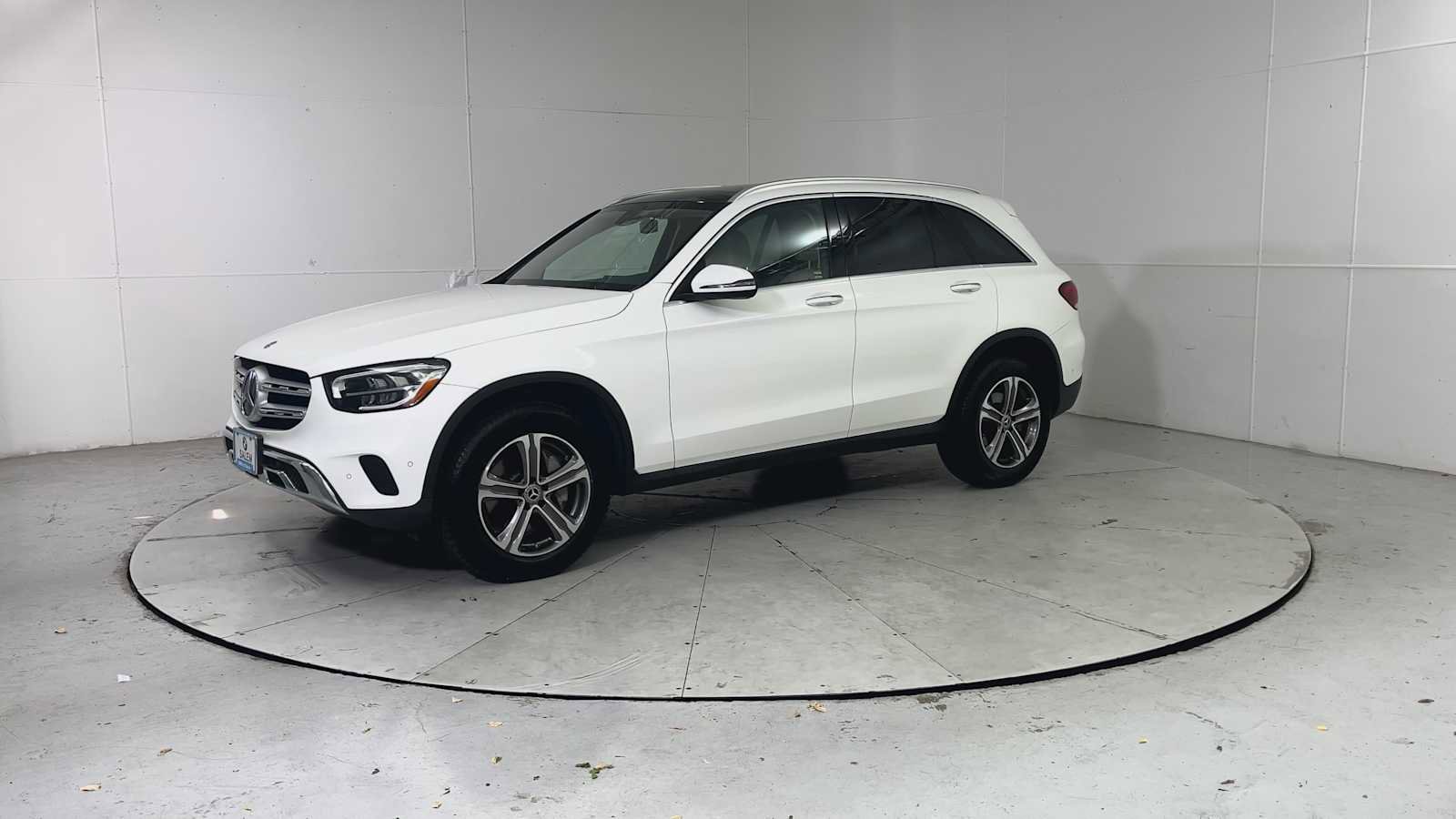 Used 2021 Mercedes-Benz GLC 300 4MATIC image 6