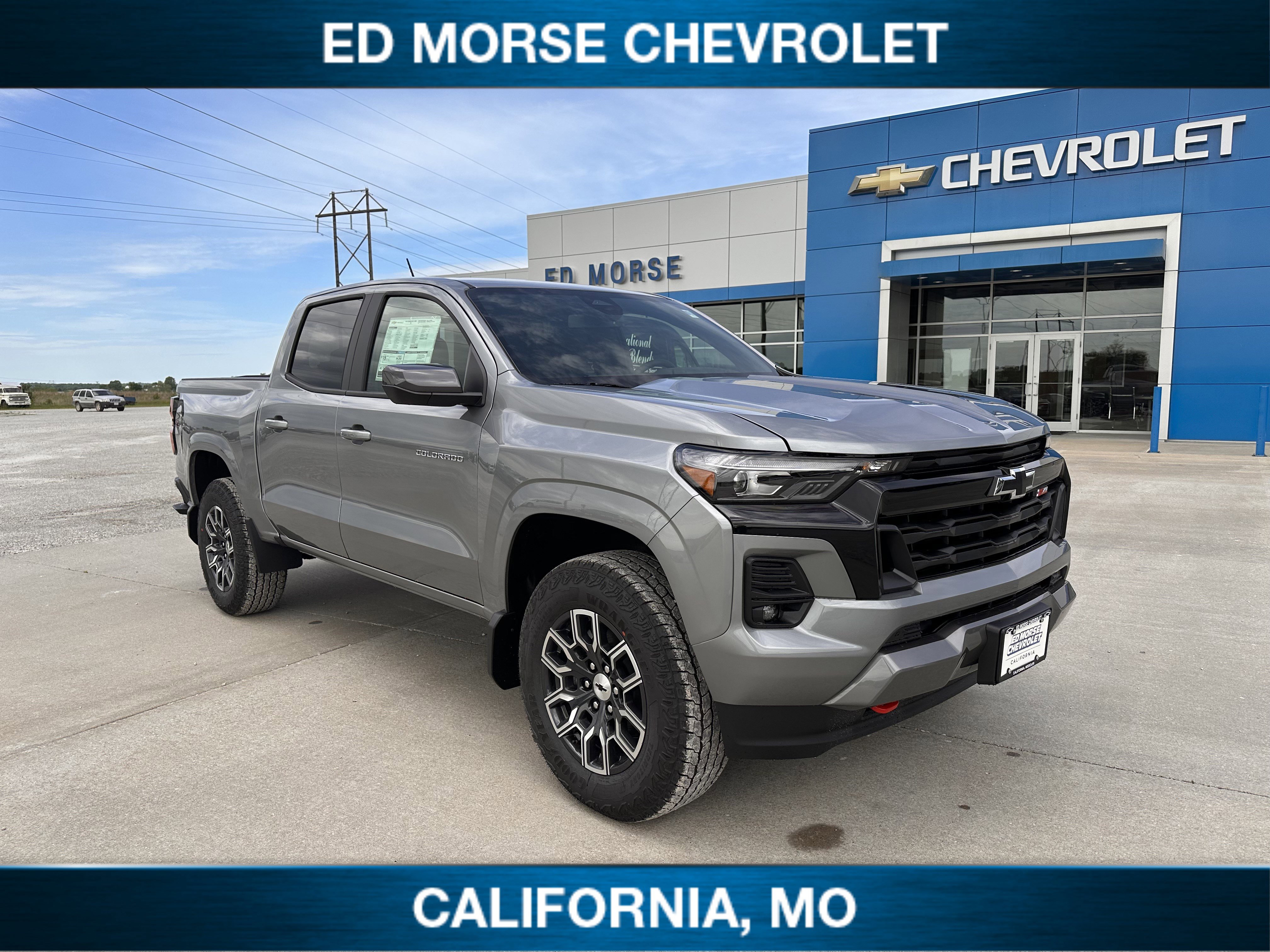 New 2025 Chevrolet Colorado Z71 image 1