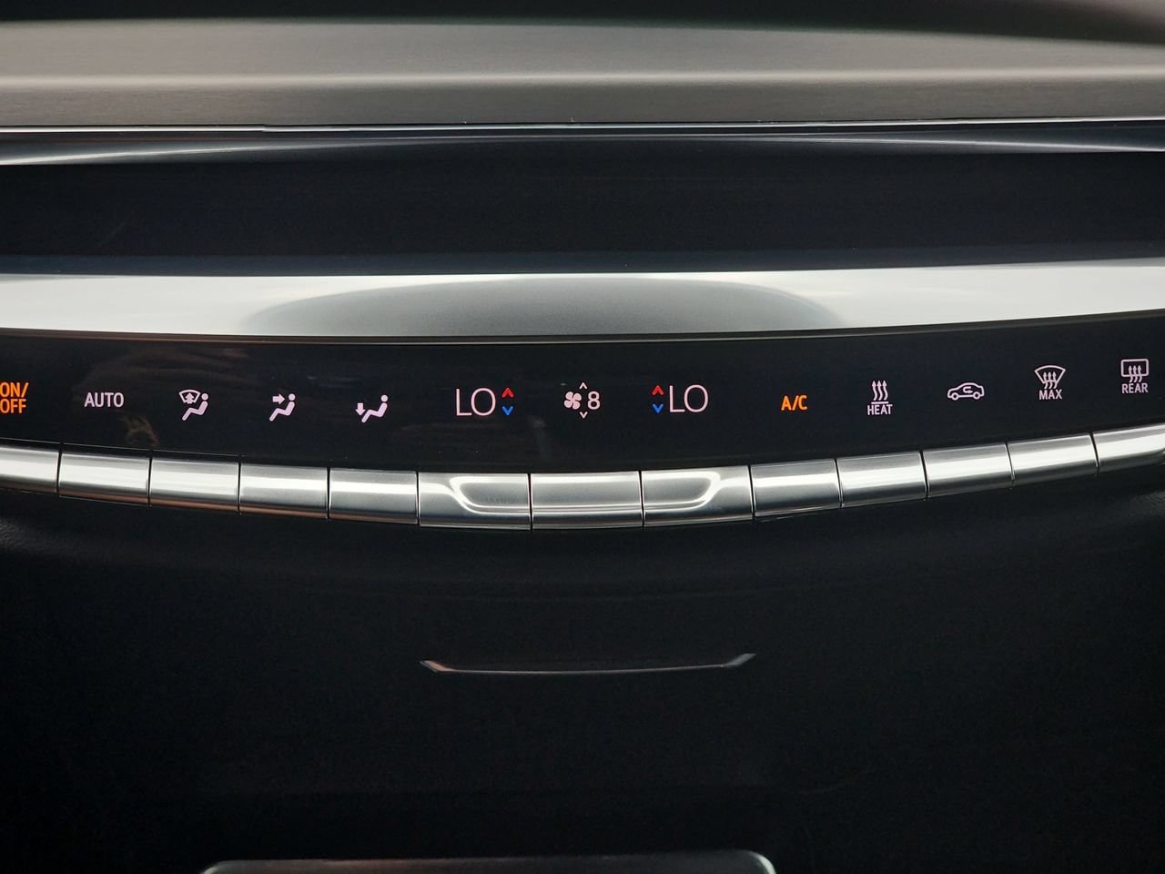 Used 2024 Cadillac Lyriq Luxury w/ LPO, Floor Liner Package RWD image 21