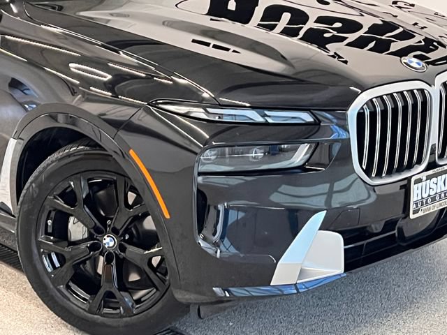 Used 2026 BMW X7 xDrive40i AWD/4WD image 39
